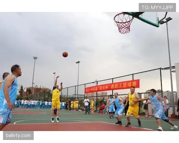篮球发球五秒违例规则解读：何时开始计时与罚则是什么？